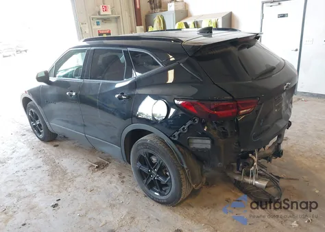 2023 Chevrolet Blazer Awd 2Lt z USA, uszkodzony, nr VIN 3GNKBHR47PS220141